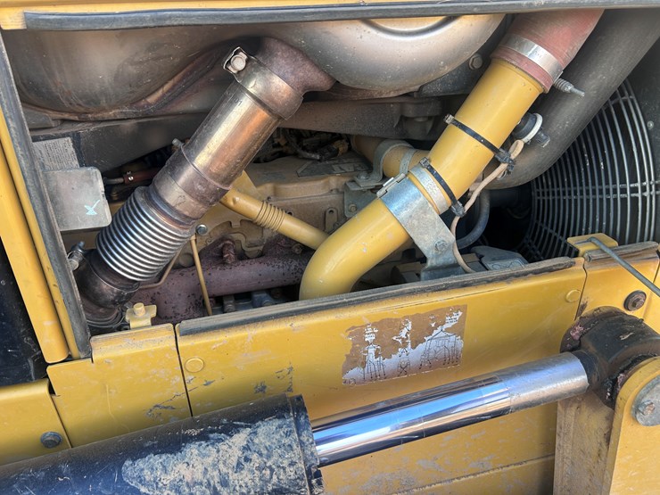 caterpillar-d6n-lgp-image-57