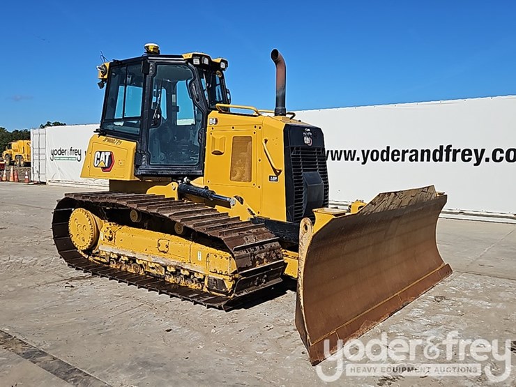 2022-caterpillar-d4-lgp-image-7