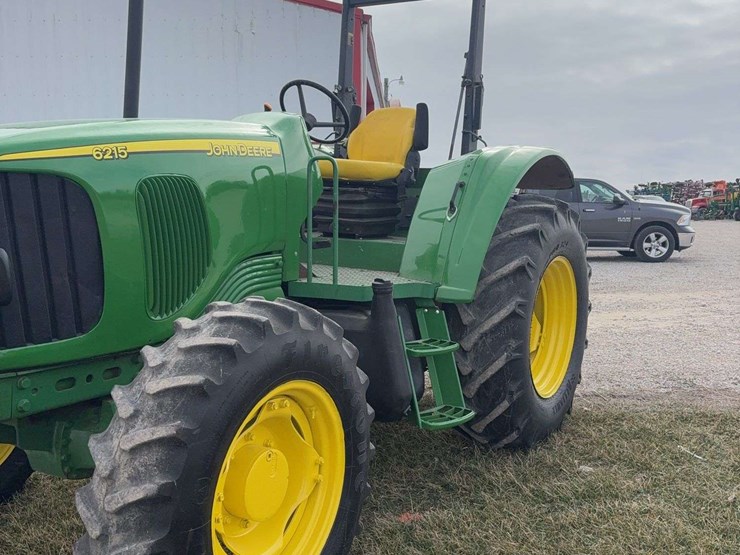 john-deere-6215-image-3