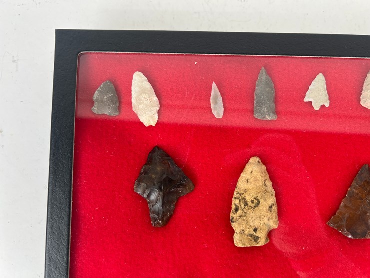 #82-•-#5057-•-(21)-framed-native-american-artifacts-image-3