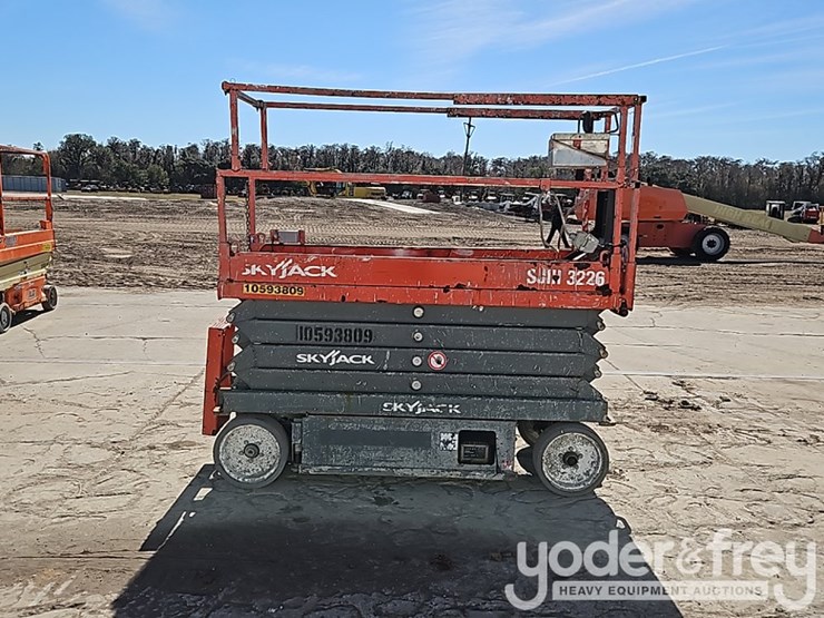 2017-skyjack-sjiii3226-image-5