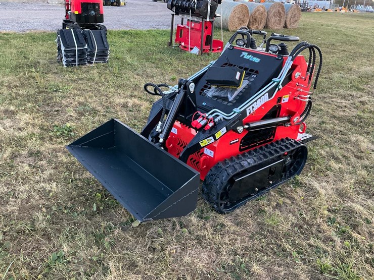 #1005-•-unused-future-ft380r-skid-steer-loader-image-10