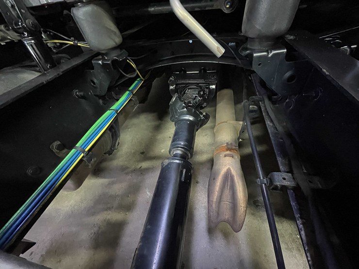 #6224-•-2022-freightliner-cascadia-semi-truck-(title-in-delay)-image-39