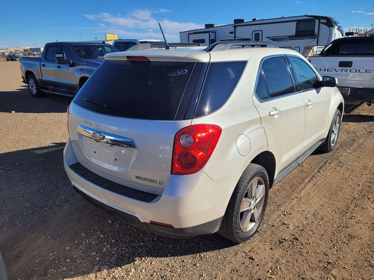 2013-chevrolet-equinox-lt-image-3