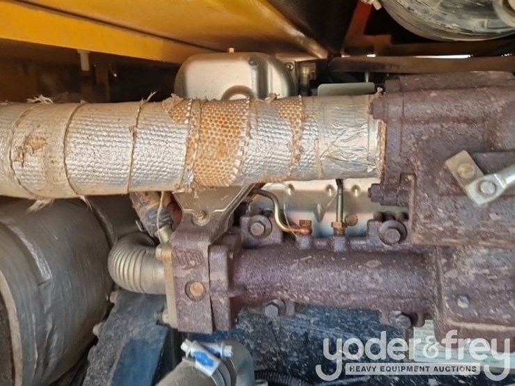 2015-jcb-6tst-image-22