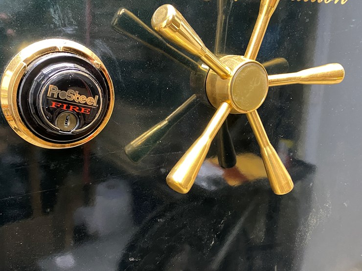 #49-•-#5000-•-browning-medallion-gun-safe-image-5