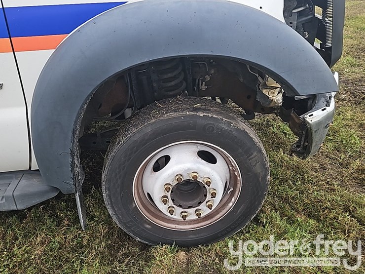 2016-ford-f550-image-10