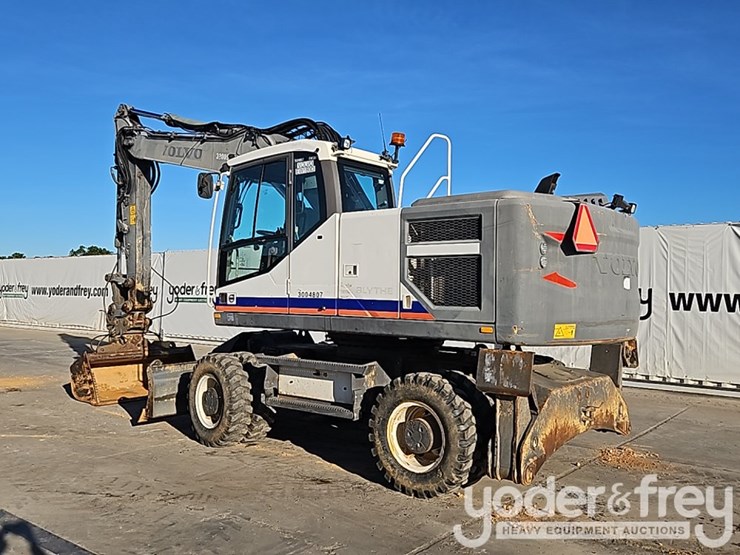 2016-volvo-ew180e-image-4