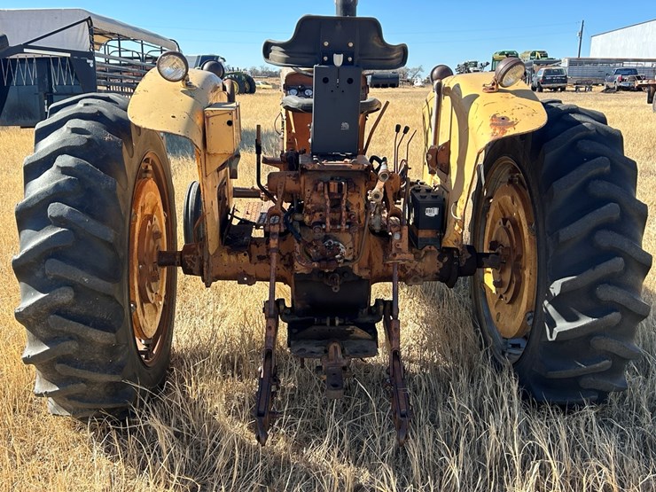 minneapolis-moline-m602-image-4