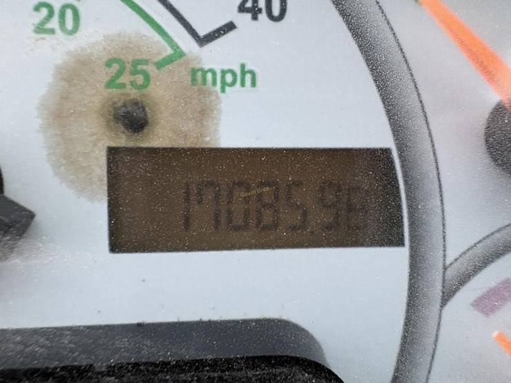 2005-caterpillar-924g-image-16