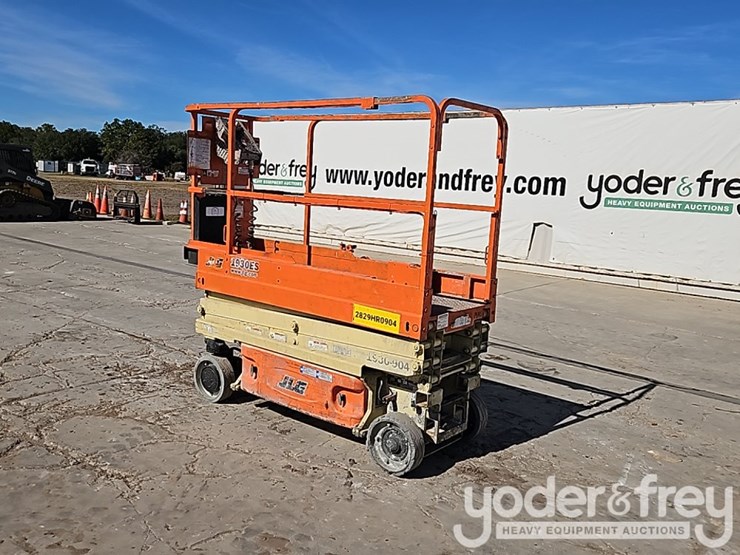 2016-jlg-1930es-image-3