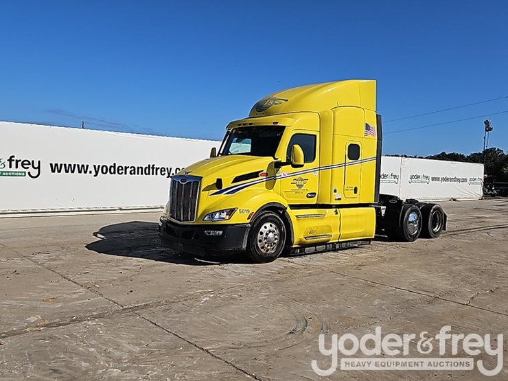 2024-peterbilt-579-image-2