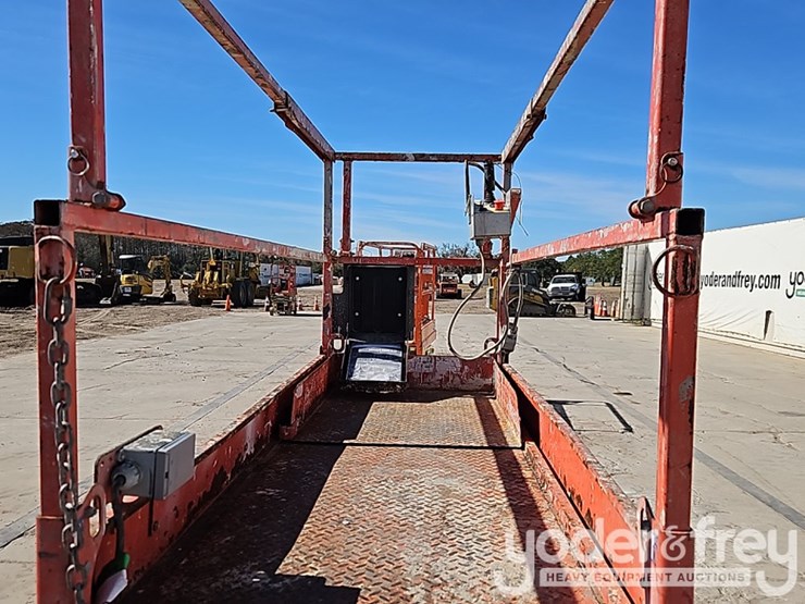 2017-skyjack-sjiii3226-image-12