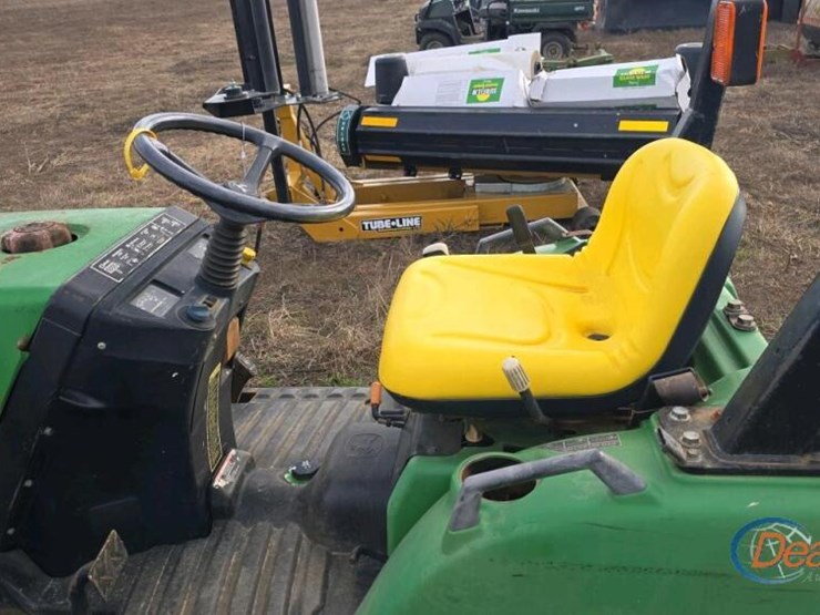 john-deere-2210-image-11