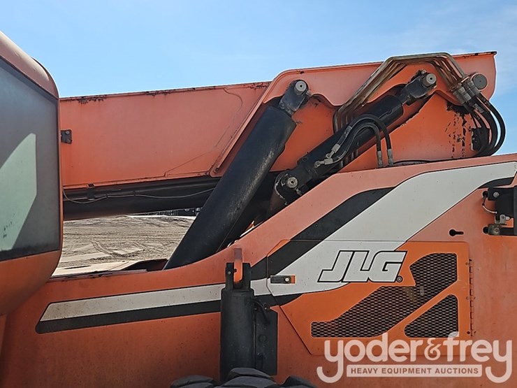 2014-sky-trak-10054-image-18