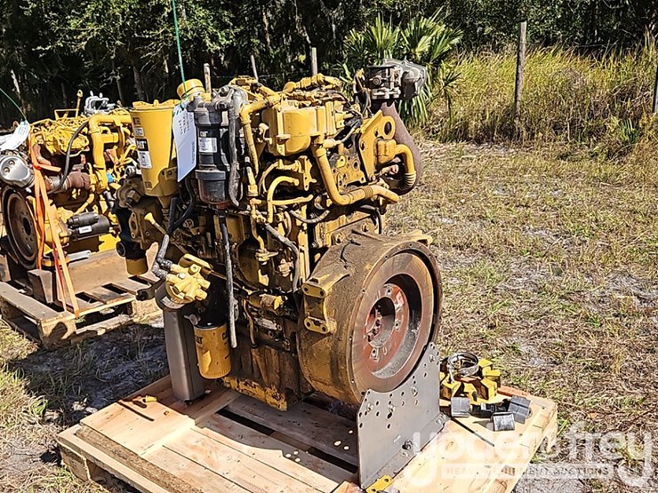 caterpillar-c4.4-image-1