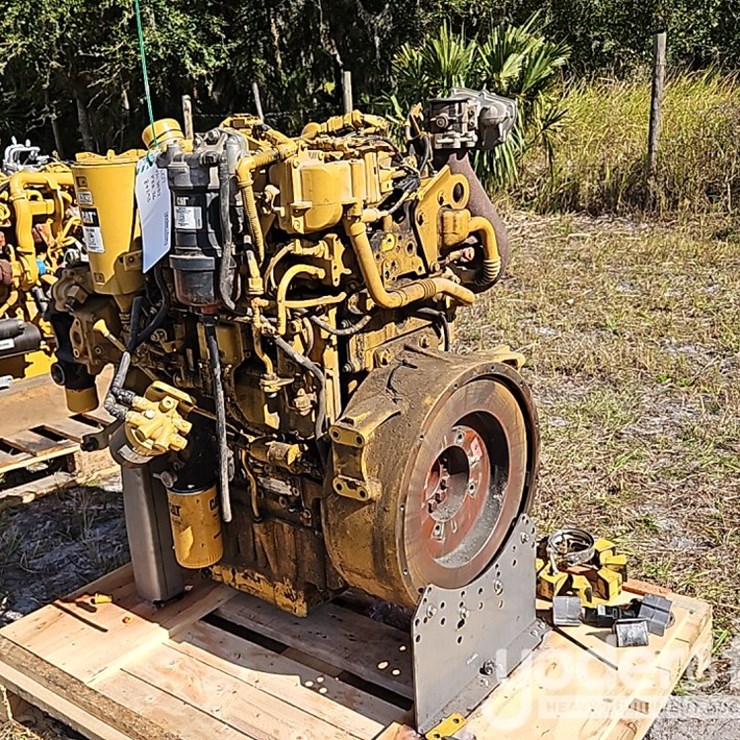 CATERPILLAR C4.4