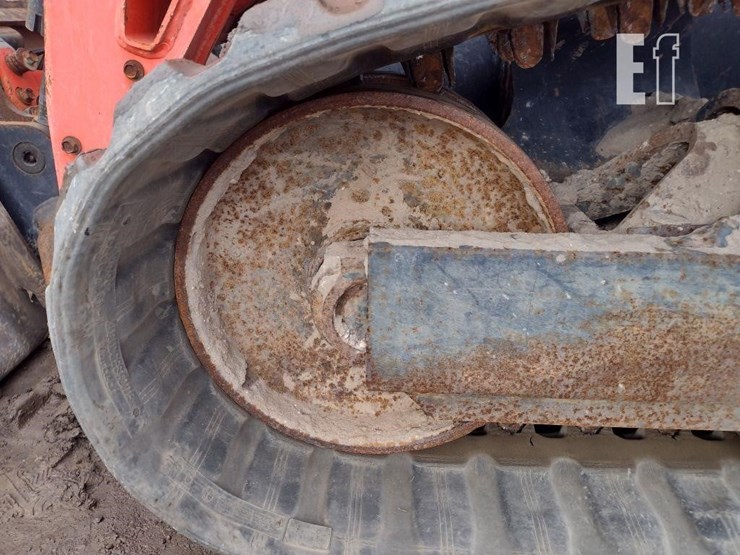 2019-kubota-svl95-2s-image-26