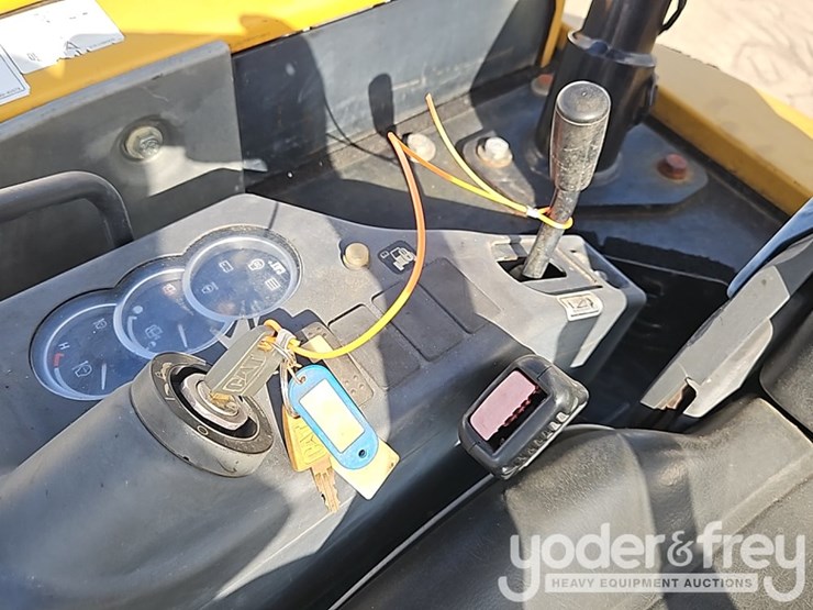 2015-caterpillar-303e-cr-image-34