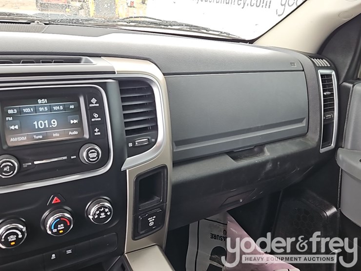 2014-dodge-ram-1500-image-26