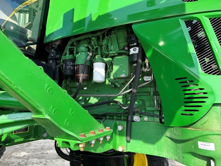 2015-john-deere-r4030-image-99