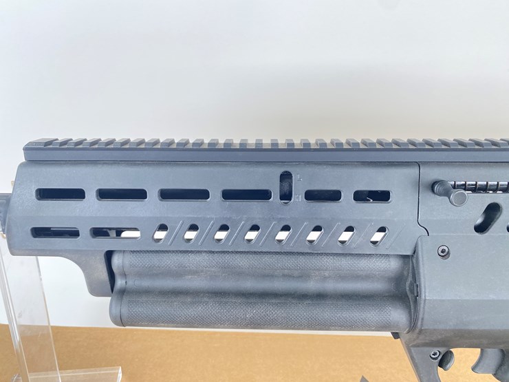 #52-•-#1435-•-iwi-tavor-ts12b-semi-automatic-bullpup-shotgun-12ga-image-4