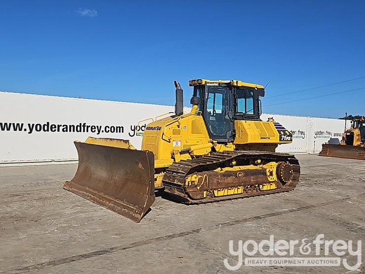 2023-komatsu-d71px-24-image-2