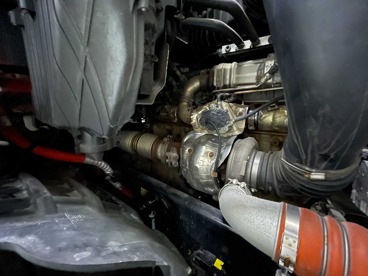 #6223-•-2022-freightliner-cascadia-semi-truck-(title-in-delay)-image-94