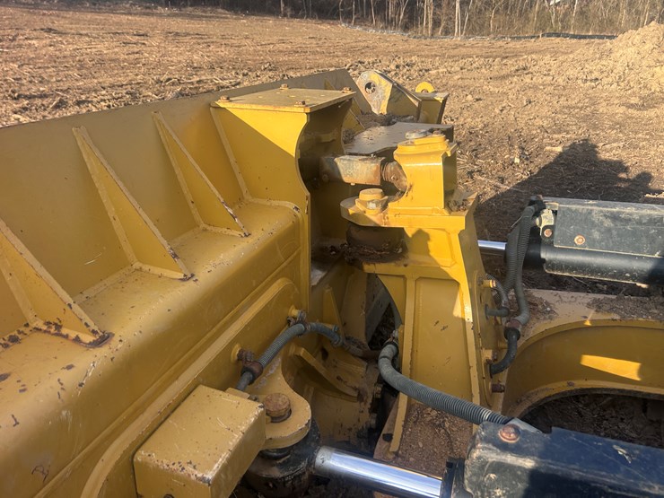 caterpillar-d6n-lgp-image-33