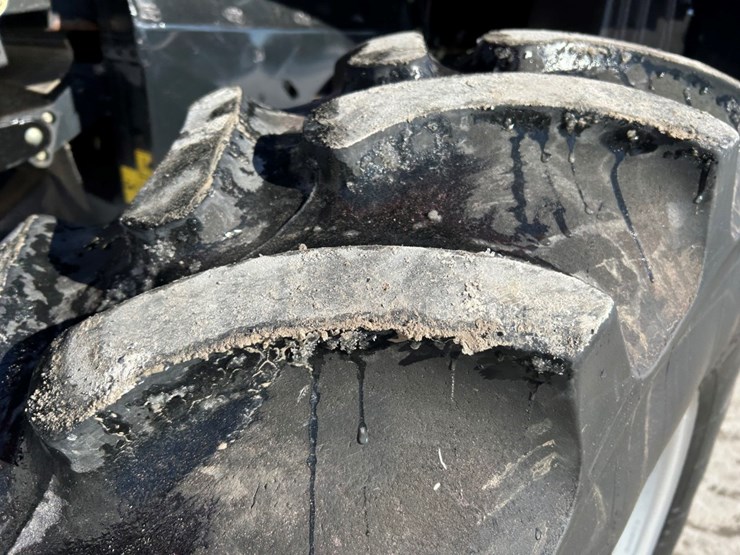 2007-case-ih-7010-image-62