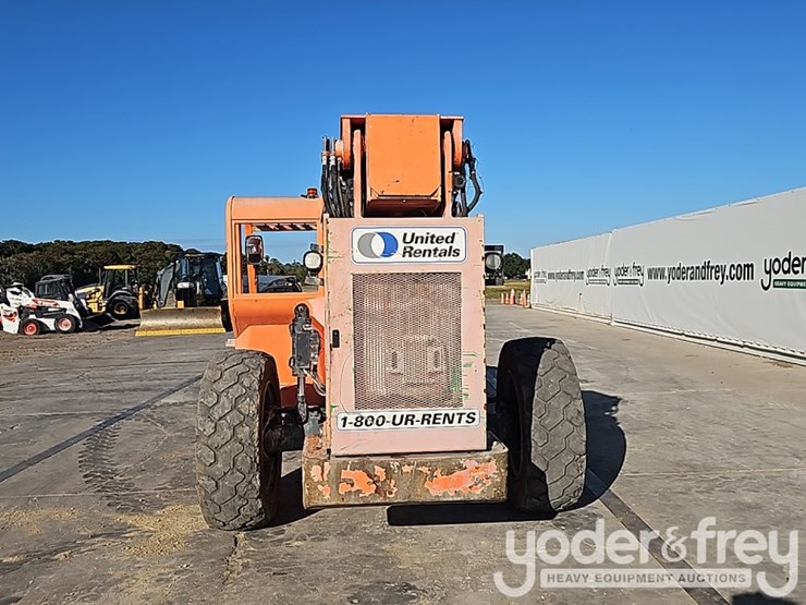 2014-sky-trak-10054-image-21