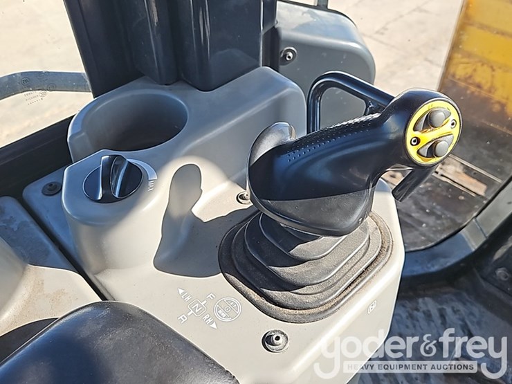 2021-komatsu-d51px-24-image-28