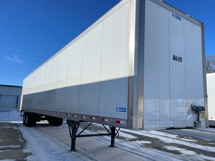 2022-stoughton-trailer-image-3