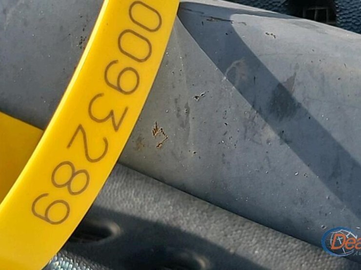 2003-gmc-2500hd-image-17