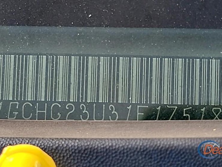 2001-chevrolet-2500hd-image-16