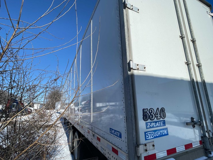 2022-stoughton-trailer-image-3