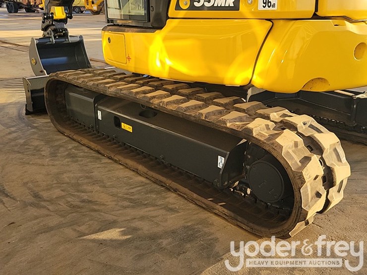 2024-komatsu-pc55mr-image-13