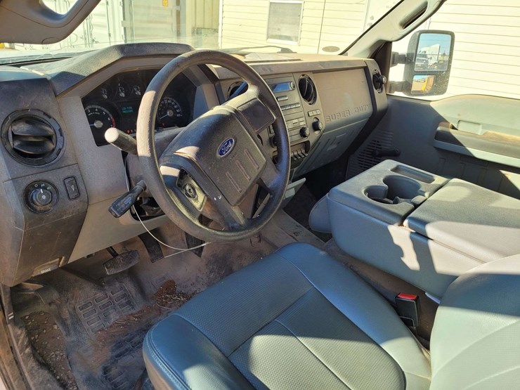 2014-ford-f250-image-12