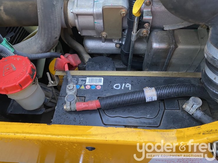 2016-jcb-926-image-19