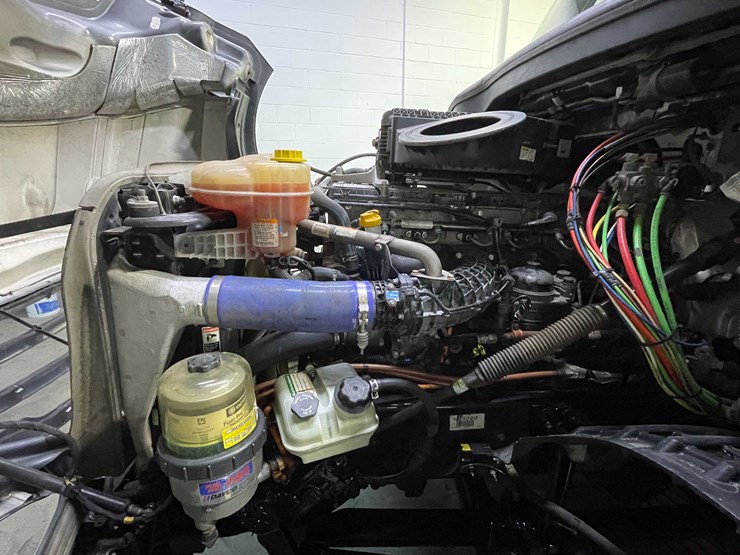 #6224-•-2022-freightliner-cascadia-semi-truck-(title-in-delay)-image-100