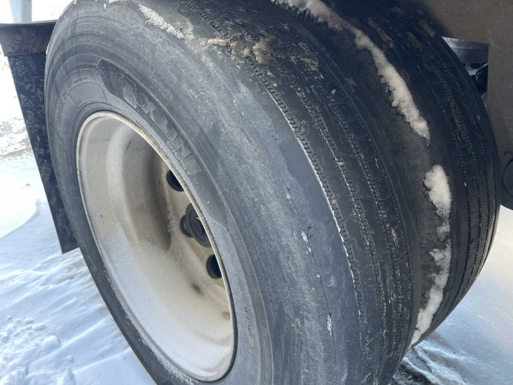 2010-utility-reefer-image-29