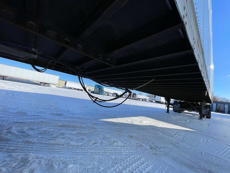 2022-stoughton-trailer-image-19