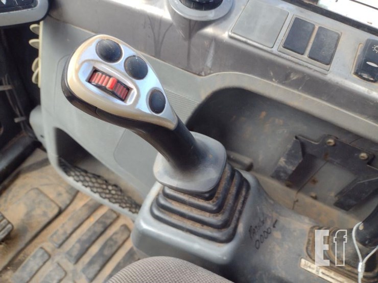 2014-bobcat-e85-image-10