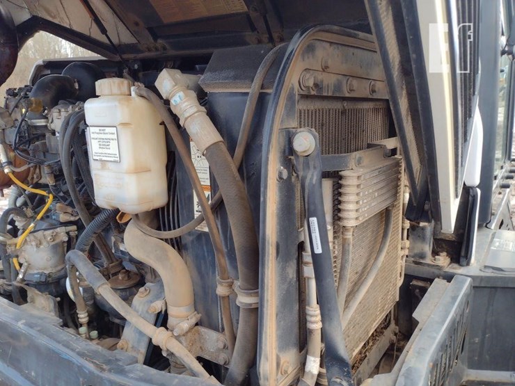 2014-bobcat-e85-image-47