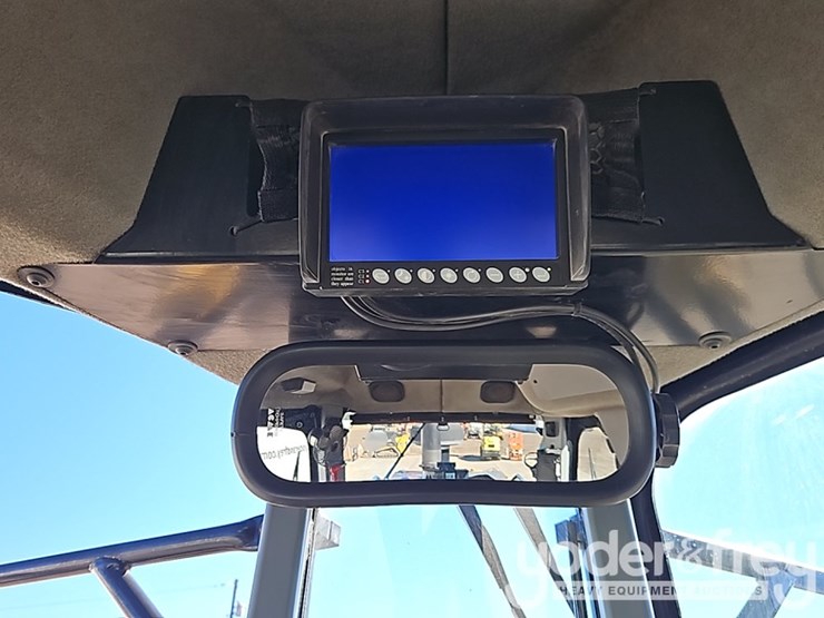 2019-caterpillar-12m3-image-44