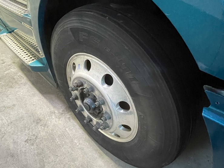 #6223-•-2022-freightliner-cascadia-semi-truck-(title-in-delay)-image-19