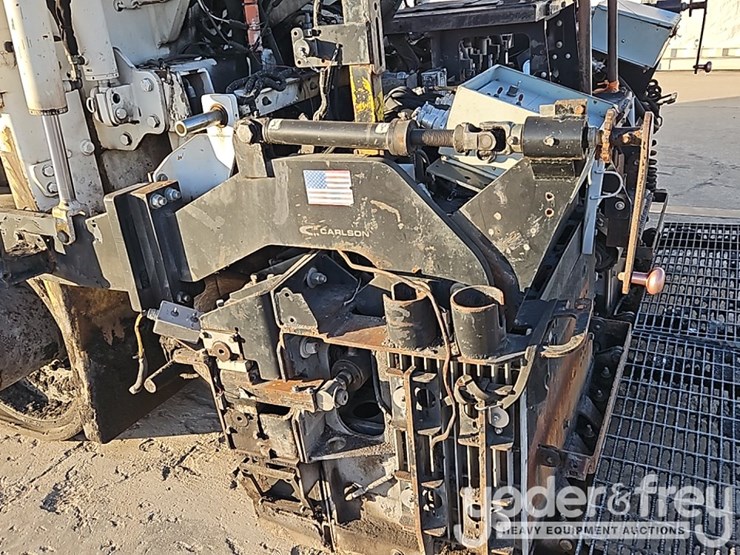 2015-caterpillar-ap-655d-image-26