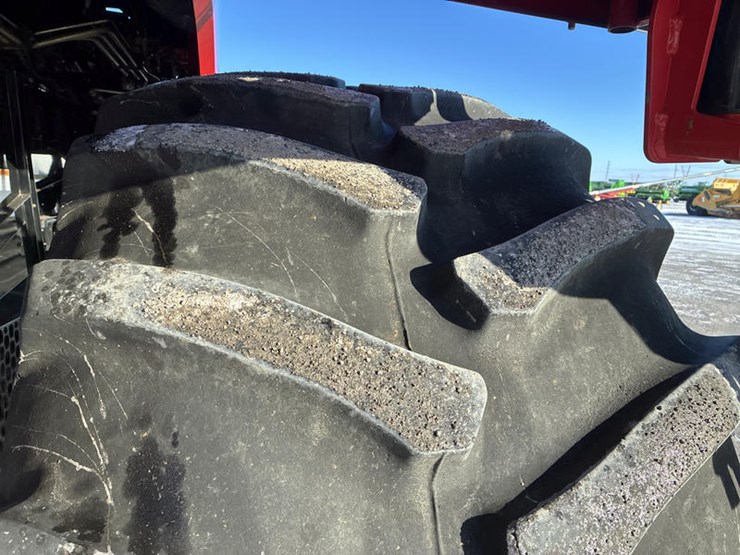 2010-case-ih-6088-image-39