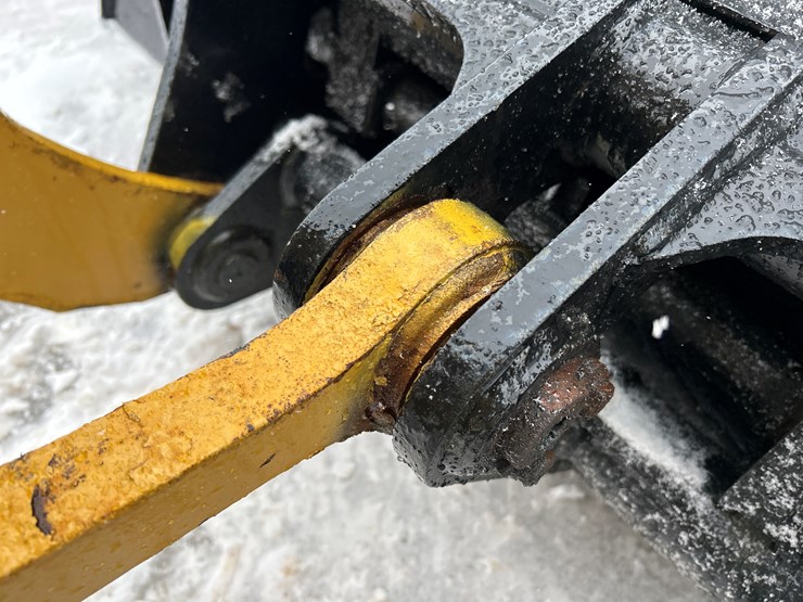 caterpillar-903d-image-16