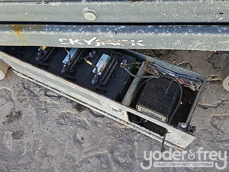 2017-skyjack-sjiii3226-image-14